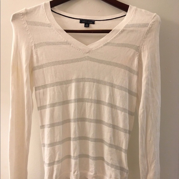 Tommy Hilfiger Sweaters - Tommy Hilfiger Sweater